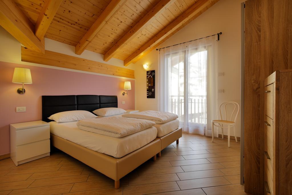 Villa Prafiori Cavalese Kültér fotó